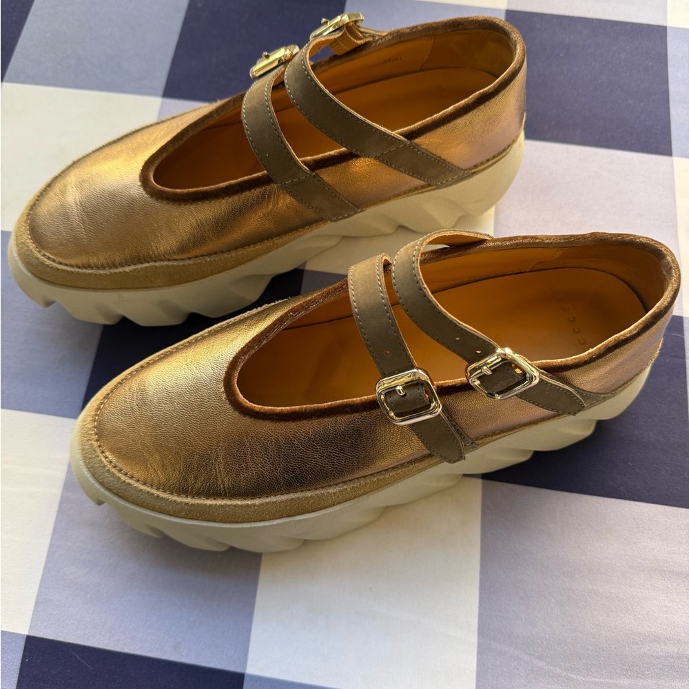 Tura Ballet Platform Gold Loafer 4ccccees Like new